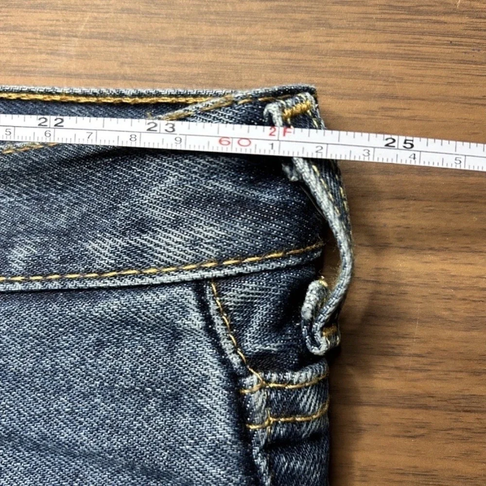 Levis levi 550